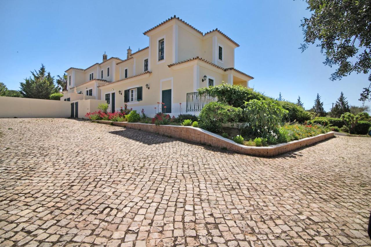 Casa Dos Avos *